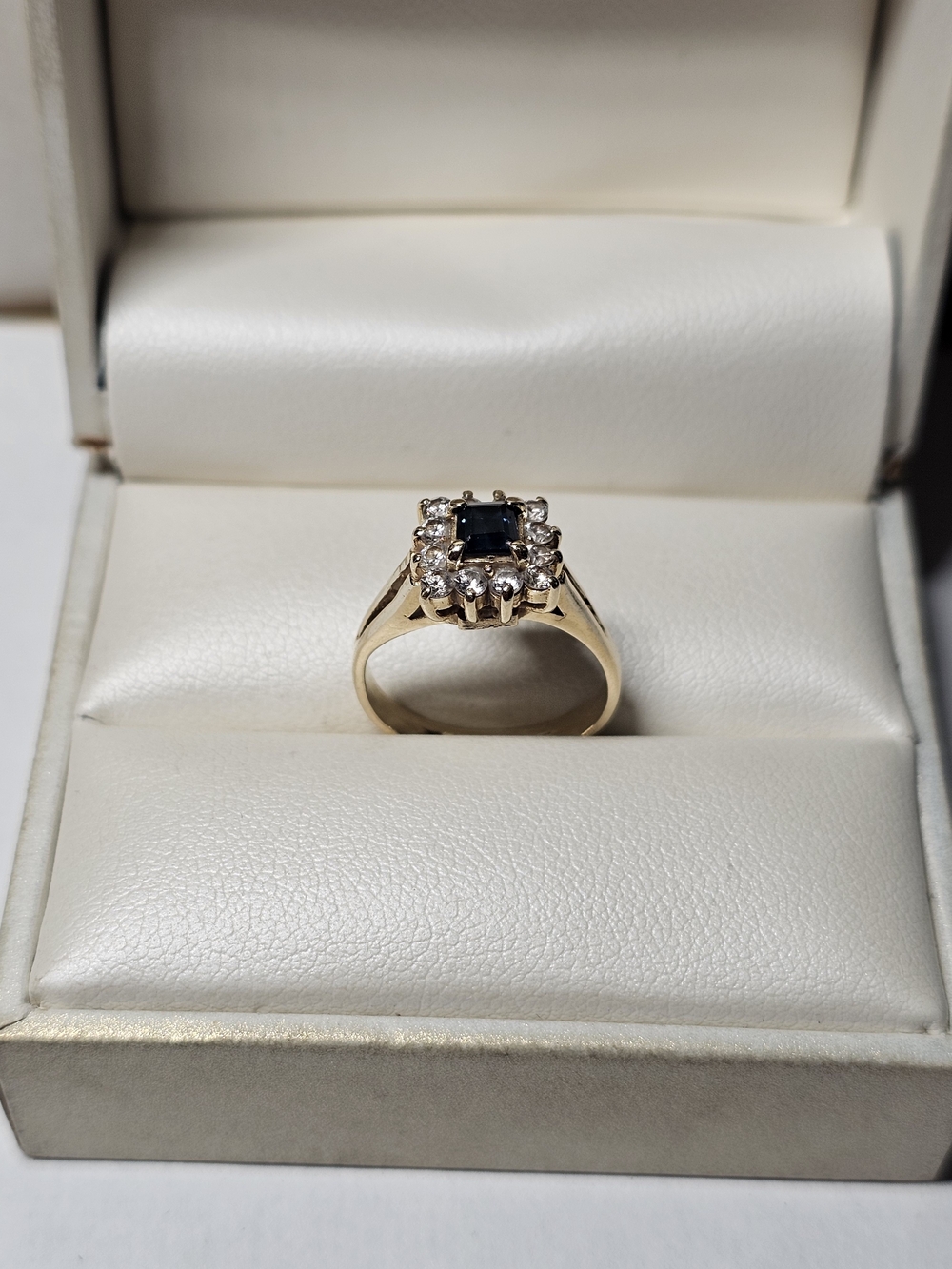 14k Gold Ring with Sapphire Stone and Diamond Halo